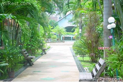 White House Resort 3